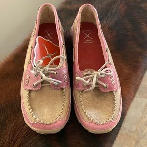 Twisted X Driving Moc